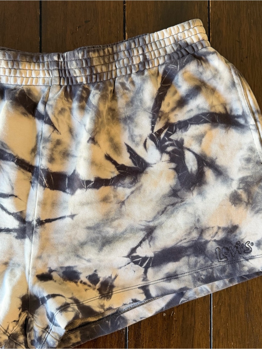 Levi’s Tie Dye High Rise Sweat Shorts Black Gray Pull On Size L